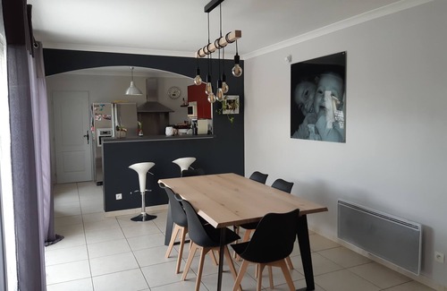 Bouillargues Villa | Maison tout confort + piscine 6/8 personnes