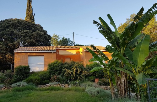 Murviel-les-Beziers Maison | Maison au bord d'une rivière, en pleine nature