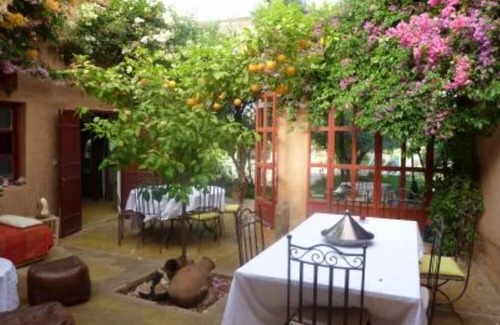 El Aggada Villa | Riad hôtes Dar Tougga Piscine chauffée SPA/JACUZZI 3 KM Marrakech 14 chambres