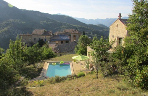 Montaulieu Villa | VILLA AVEC PISCINE, CALME ABSOLU ET VUE EXCEPTIONNELLE