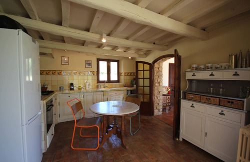 Rustrel Villa | Au coeur du Luberon Mas de charme en pierres avec piscine clôturée