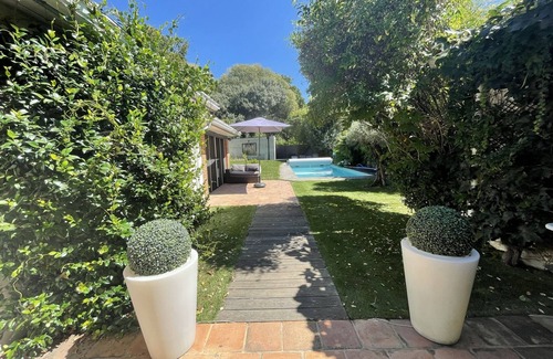 Toulouse South-East Maison | Centre - Maison de Charme de 200 M2 avec Piscine et SPA . Calme et Résidentiel