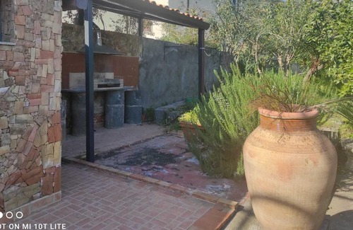 Trappitello Villa | maison / villa avec le jardin - Taormina