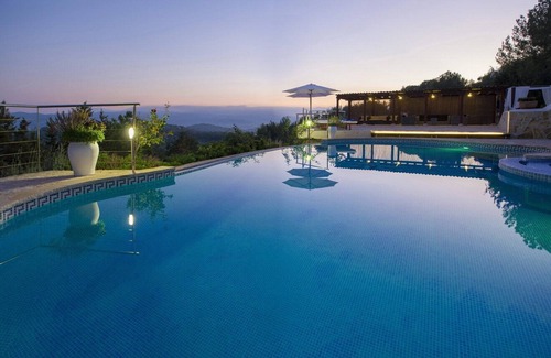 Sant Antoni de Portmany Villa | Maison avec piscine privée et de nombreux espaces de plaisir pour la famille. San Rafael