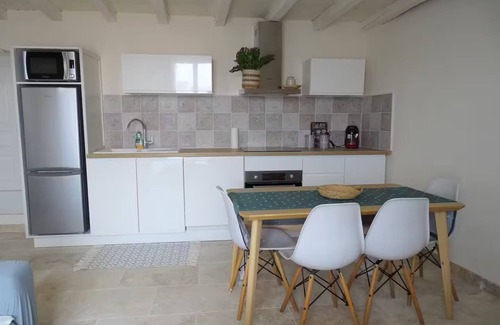 Chateauneuf-de-Gadagne Maison | Maison avec terrasse panoramique