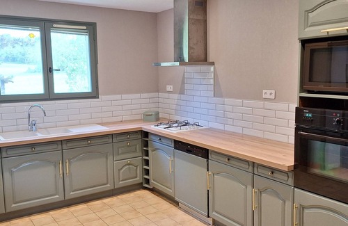 Mauzac-et-Grand-Castang Maison | Maison avec piscine chauffée sur terrain de 3000 M² clôturé à Mauzac Périgord