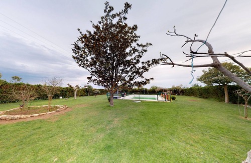 San Pedro de Latarce Villa | House with swimming pool near Lagunas de Villafáfila and Urueña