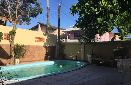 Centro Maison | Maison de 4 chambres, piscine et barbecue dans le centre Balneário Camboriú Beach