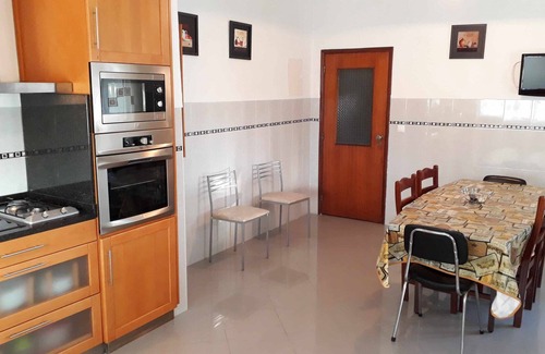 Vimieiro Maison | Maison avec 4 chambres ��� coucher, terrasse donnant sur la piscine.