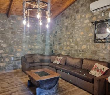 Vourgareli Appartement | House with big garden and barbeque in nature
