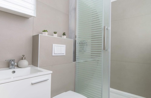 Dracevac Appartement | Maison avec grande piscine privée, grand espace barbecue