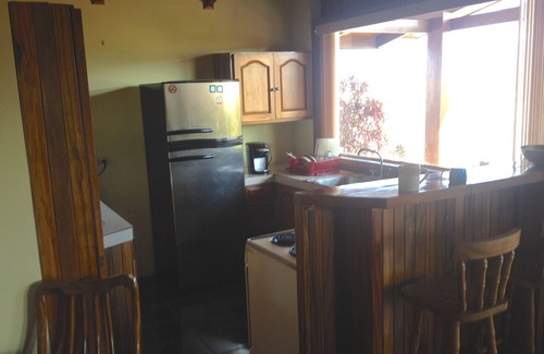 Palmares Maison | House with fabulous gardens Manny fruit trees patio views of the mountains