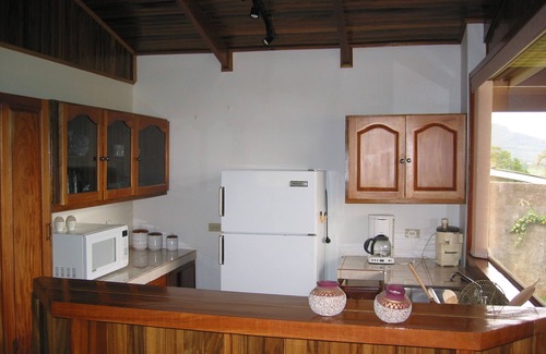 Palmares Maison | House with fabulous gardens Manny fruit trees patio views of the mountains