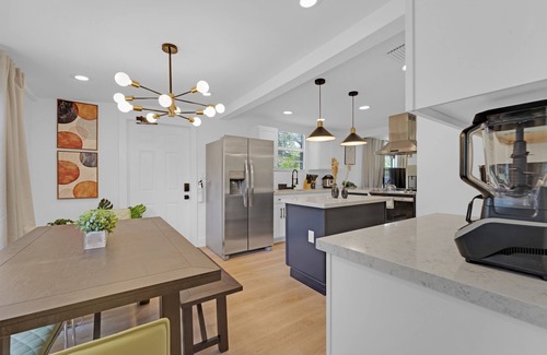 Westgate Maison | House with Fenced Yard - Palm Wave Says -