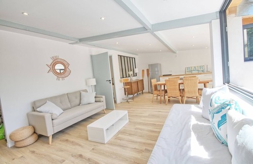 Normandy Landing Beaches Maison | Maison avec jardin à 200m de la plage et des commerces de SAINT AUBIN SUR MER
