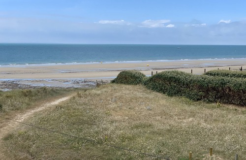 Saint-Germain-sur-Ay Maison | Maison avec vue sur mer, totalement rénovée en 2024 et à 2 minutes de la plage!