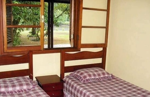 Barra do Una Maison | Maison avec jardin sur les rives de la rivière Una - 1 suite