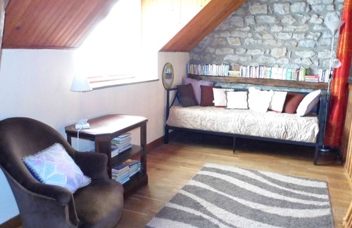 La Collancelle Maison | Proche étangs de Baye, maison de caractére dans son écrin de verdure.