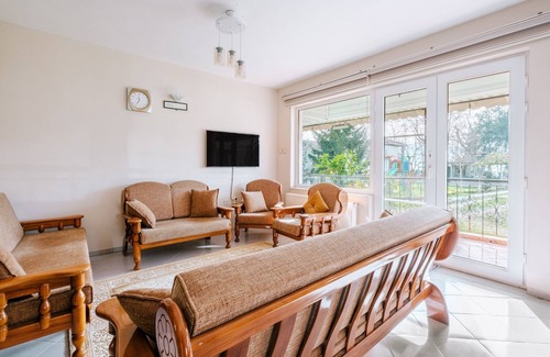Southern Marmara Maison | House with Garden and Balcony in Kartepe