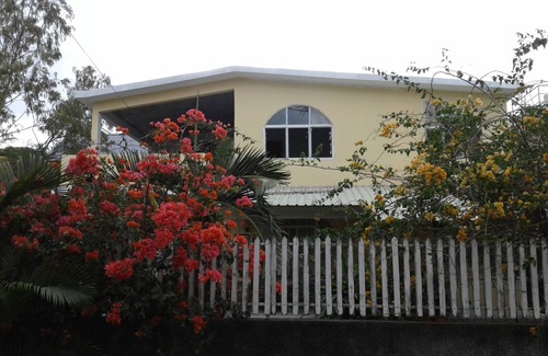 Mont Choisy Villa | Location de vacances ( De 2 à 10 personnes ). Mont-Choisy Ile Maurice.