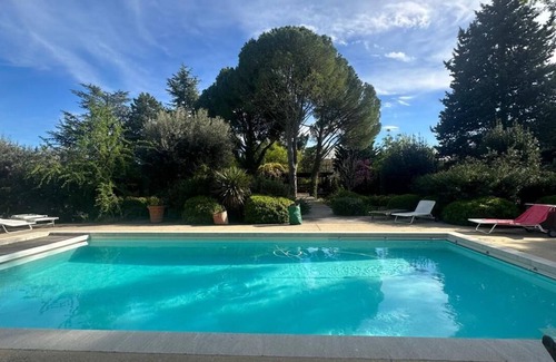 Caderousse Maison | Maison avec piscine chauffée, jacuzzi et sauna 28p