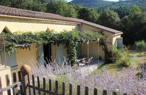 Lasalle Maison | Maison avec piscine chauffée dans le Val d’Emeraude