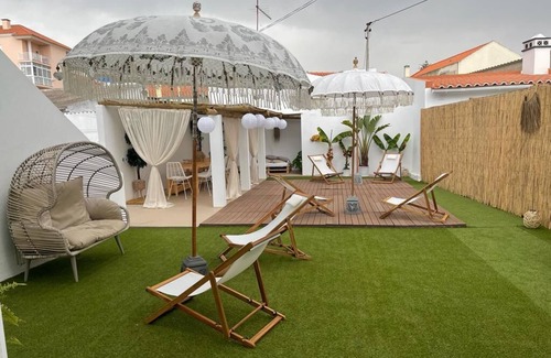 Sines Maison | House with indoor and outdoor garden - 5 minutes walk from the beach