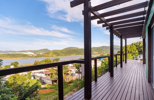 Garopaba Cabine | House With Lagoon View and Barbecue Ctm0000