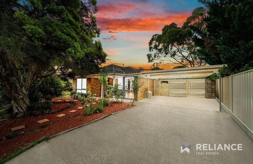 Hoppers Crossing Maison | House with Large Backyard for Kids near ZOO & Mall