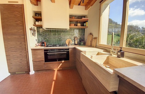 Cathervielle Maison | Chalet de charme et vue sur les montagnes. Entre Luchon et Loudenvielle.