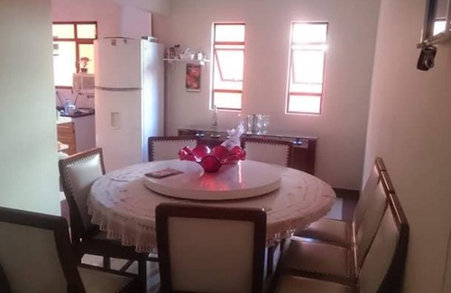 Vila Clais Maison | House with pool 3 suites 50 m from the beach