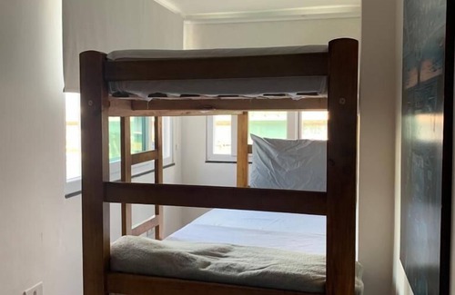 Joatinga Cabine | House with pool in Joá with access to the lagoon. (Rental of the entire space)