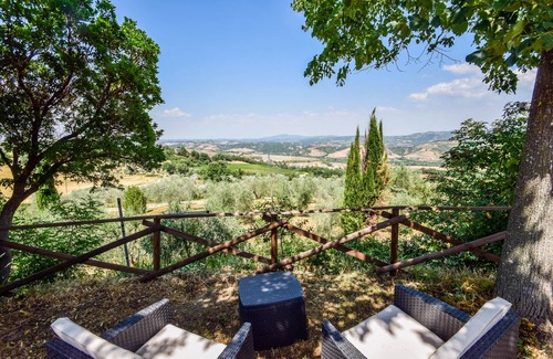Allerona Maison | House with private/fenced pool on the Tuscany-Umbria border. 16km from Orvieto