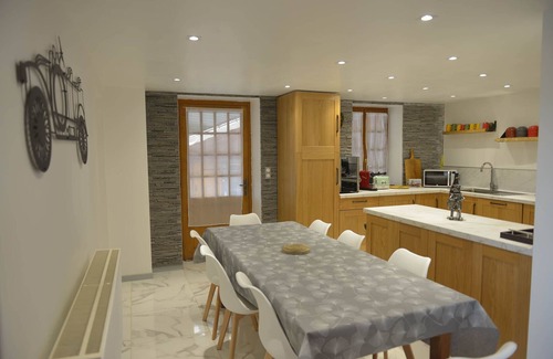 Bergesserin Maison | Gite Domaine Bayard avec piscine ou spa