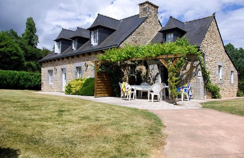 Boqueho Maison | Maison avec piscine int privée 29° sauna. L'été piscines, int et ext privatives