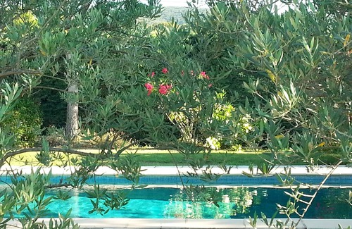 Puyvert Maison | Maison avec piscine privée, parc naturel du Luberon, à proximité de Lourmarin.