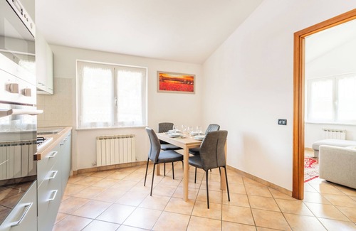 Carasco Appartement | {House with small garden and wifi} the house has a parking space.