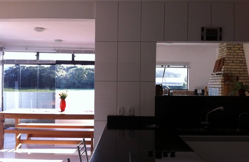 Garopaba Maison | MAISON AVEC PISCINE - GREAT LOCATION - AR TOUTES LES CHAMBRES, SALLE A MANGER CUISINE