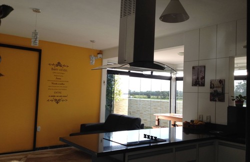 Garopaba Maison | MAISON AVEC PISCINE - GREAT LOCATION - AR TOUTES LES CHAMBRES, SALLE A MANGER CUISINE