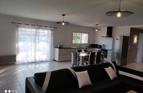 Labeaume Maison | Maison avec piscine location du dimanche au dimanche