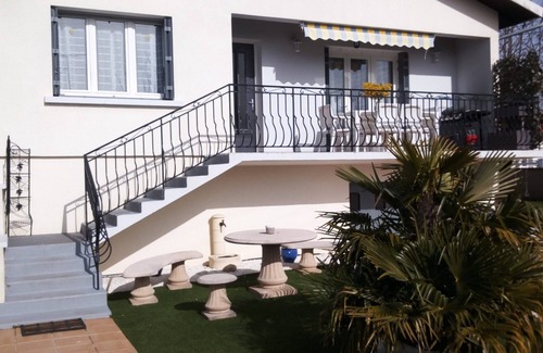Surgeres Maison | Maison avec piscine et terrain de pétanque