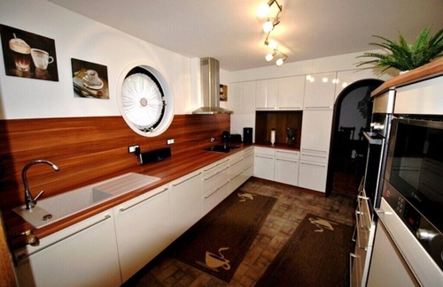 Sachsenhausen Villa | Maison avec piscine, en famille, spa