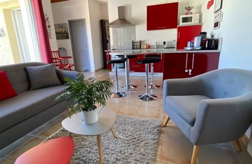 Seguret Maison | House with swimming pool in Provence