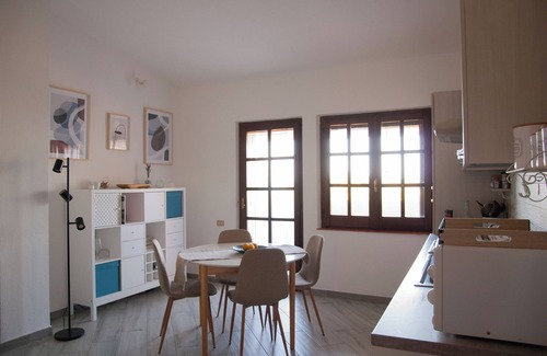 Terra Mala Maison | House with terrace facing the sea "Tramonti da Nora"