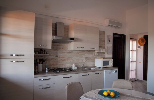 Terra Mala Maison | House with terrace facing the sea "Tramonti da Nora"