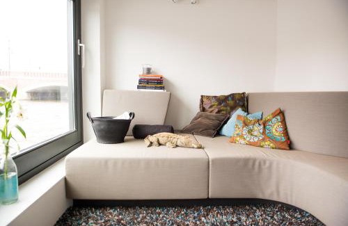 Weesperzijde Maison | Houseboat Ark van Amstel