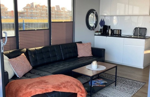Barth Location De Bateaux | Houseboat Fjord Vineta with bio sauna and roof terrace in Barth