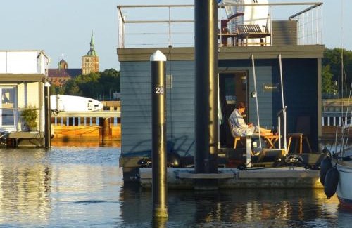 Knieper Nord Location De Bateaux | Houseboat Harmony