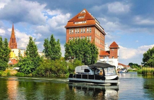 Demmin Location De Bateaux | Houseboat on the Peene, Demmin