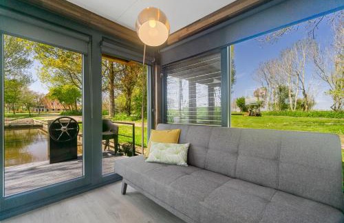 Weidum Location De Bateaux | Houseboats Pean-buiten Weidum